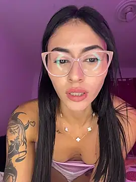 Emilie_xx_ - Slap Tits x8