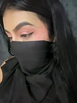 Zharaaa18 - Saliva in my anus