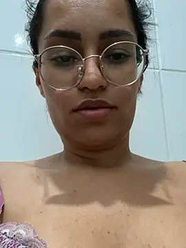 Saffadinhaa - Shake my hips for 1 minutes