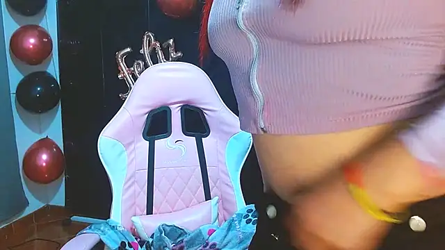 Ivy_moons - show tits