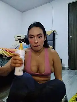 AdarhaRamirez_ - I rubbed my ass