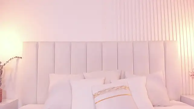 Emily_lux25 - say hi emyy