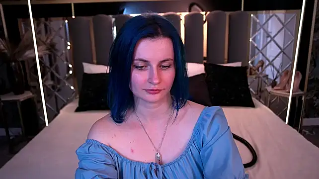 AlisaGracee - topless massage