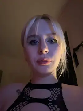 Viviennedoll - HEY VIVI! SPANKS ASS X22 (FIRST GOAL)