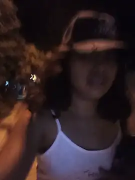 Mali-CeMuse - Show nipple