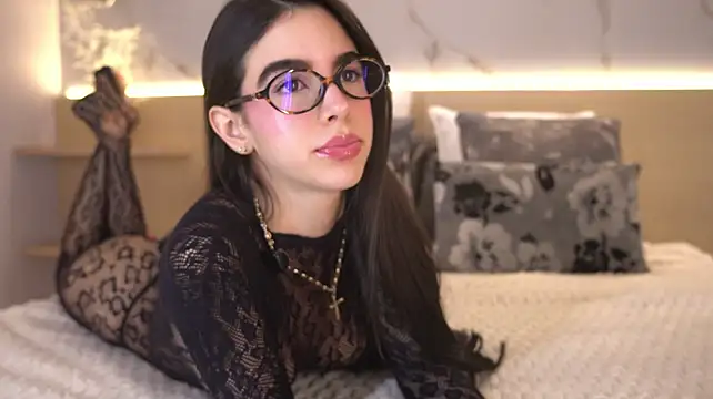 SolAvelar - Boobsjob and saliva in glans💦
