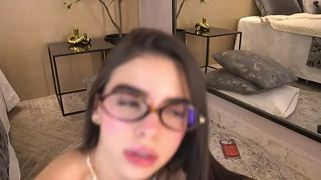 SolAvelar - Boobsjob and saliva in glans💦