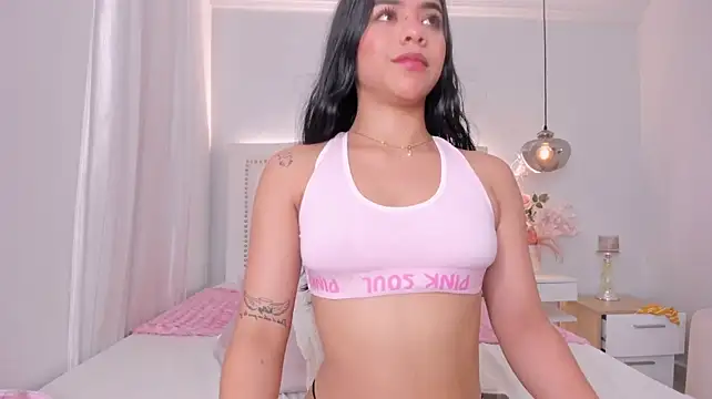 Chloe_Collingss' Live XXX Chat