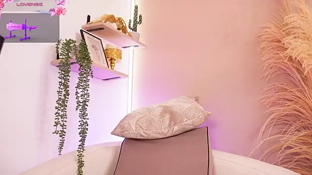 Carolinerivers - Creampie pussy + control toys 🤤💦