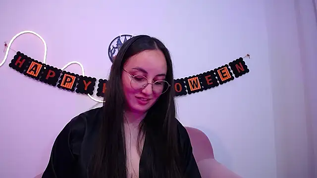 Selene_swee - take off bra 5 min