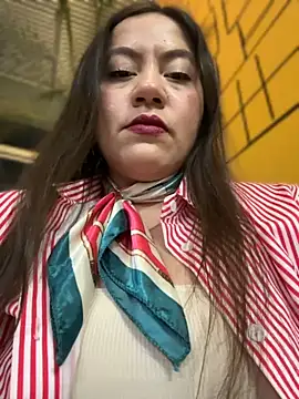 Bella_Pascualina - Show tits in public 🍒