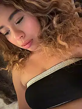 KellyXD - ♥️ Completely naked