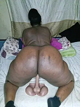 AdelaideT - Anal show