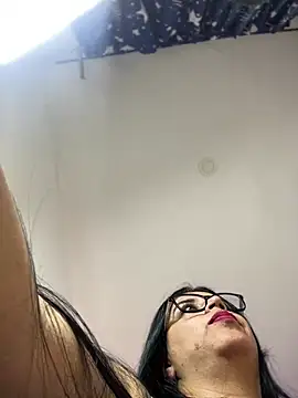 Devilsweet17 - Oil boobs👑