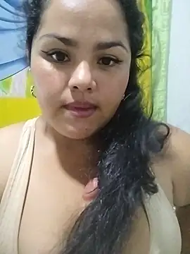 MiaBloom0 - 2 fingers in my pussy