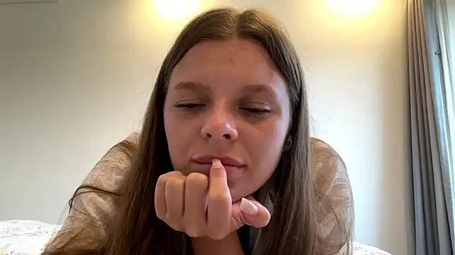 AmieLendor - Video pussy masturbation extreme closeup