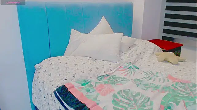 Kendraline1 - Masturbate pussy toy