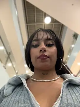 LilacNoir - 🫠SHAKE THAT TITS BITCH🤭