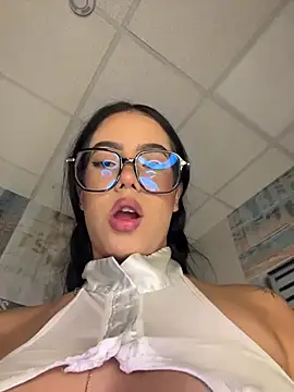 TopDollXXX - SIT ON YOUR FACE