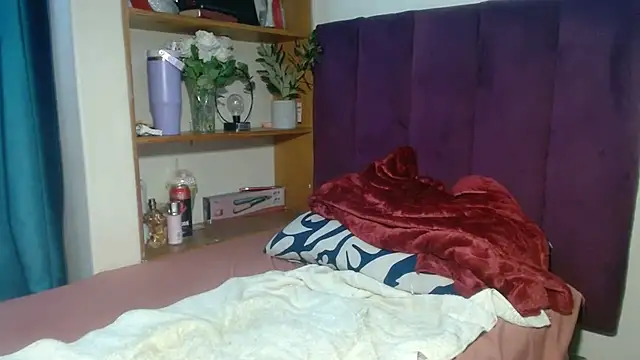 Juicy-luciey - Drill and dig my pussy squirt