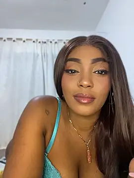 Zaracollins01