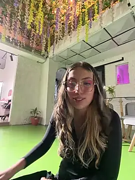 Sweetlyundone - Striptease for you <3