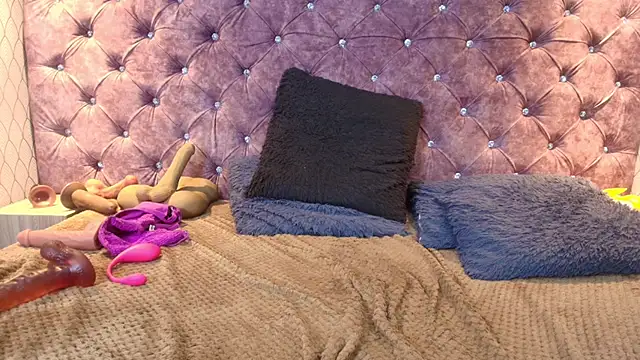 NahomiFireSex - doggy style