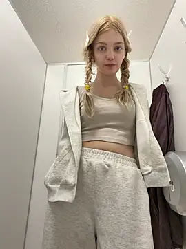 Elsawhere - lower panties for pubis tease!!