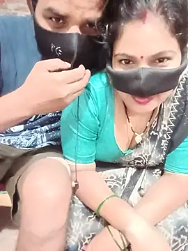 Indiansexycouple2