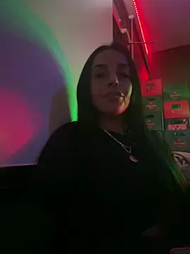 Diamantje32 - Dildo spelen en klaar komen