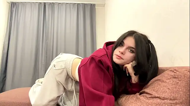 JeniceSourwine - Doggy style pose