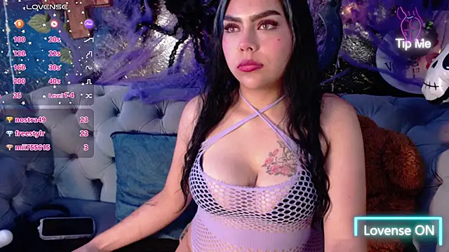 Moonlight_gp - Flash bare tits + 1 min Lush max