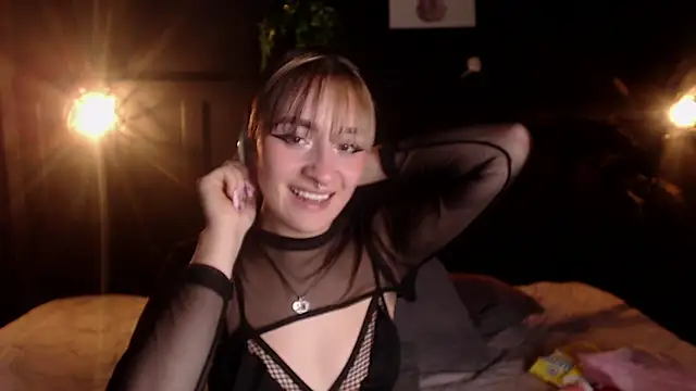 Melodyygirl_ - Plug in ass