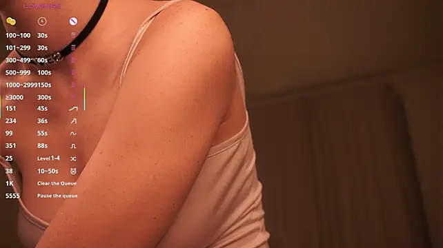TeaseDealer - Beautifully squeeze the boobs