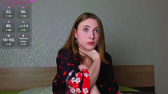 Cowell_Adelina - open pussy