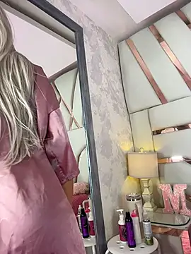Mia_blackthorne - MAKE MY PUSSY YOURS / DOMI ON MY CLIT😈