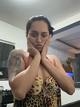 Saffadinhaa - Take off my pants