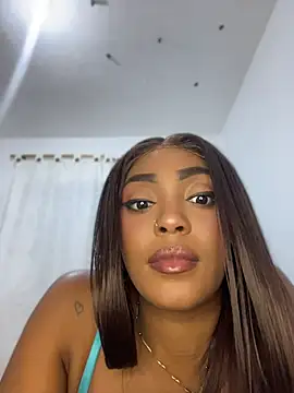 Zaracollins01