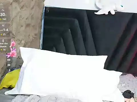 Queenlatinbeauty - DILDO FUCK 🍆🍆