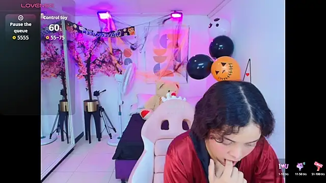 Maggy_t18 - show boobs