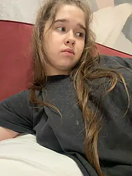 HornyGirlH - DOMI TOY ON PUSSY