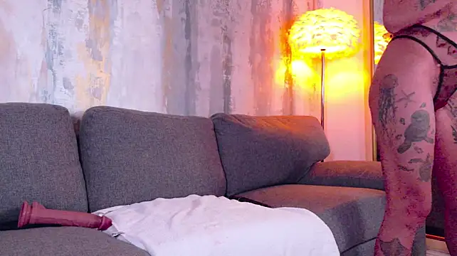 JessicaSky_ - dildo anal + 5 min toy controll