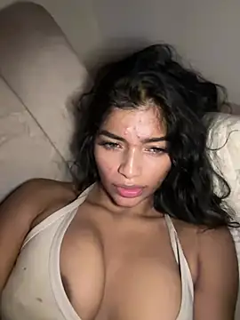 AgathaGeorgiou - Oil body and sexy dance