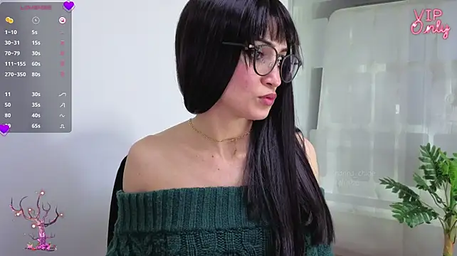 Chloehanna - show butt doggy style naked+open ass 😈