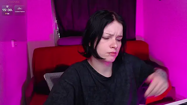CherryNight6 - Spanks my ass