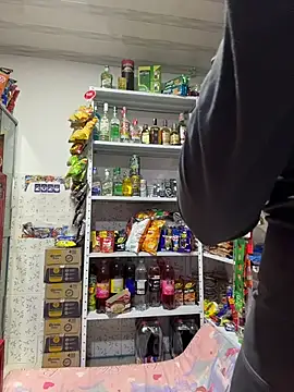 Sara_fun - BIG CUM AROUND PEOPLE SHH RISKY STORE