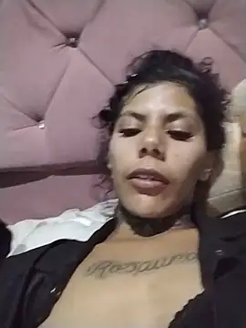 Majo_Ferrer - Playing in the shower