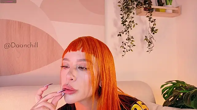 Lakshmi- - spank and spit my tight pussy 🖤✨
