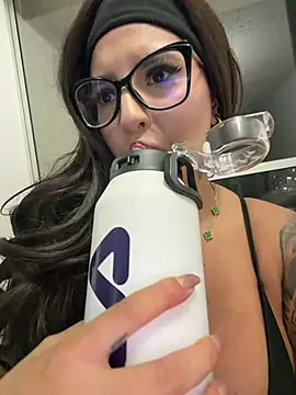 GabyMejiaa - ride torso 5min