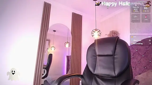 AmaraDavis1 - Ride dildo in pussy